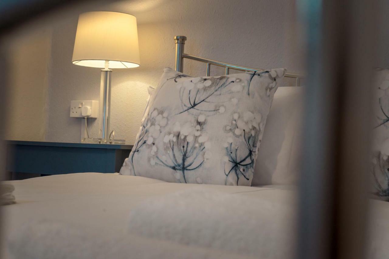 Anabelle'S Guest House Бат Екстериор снимка